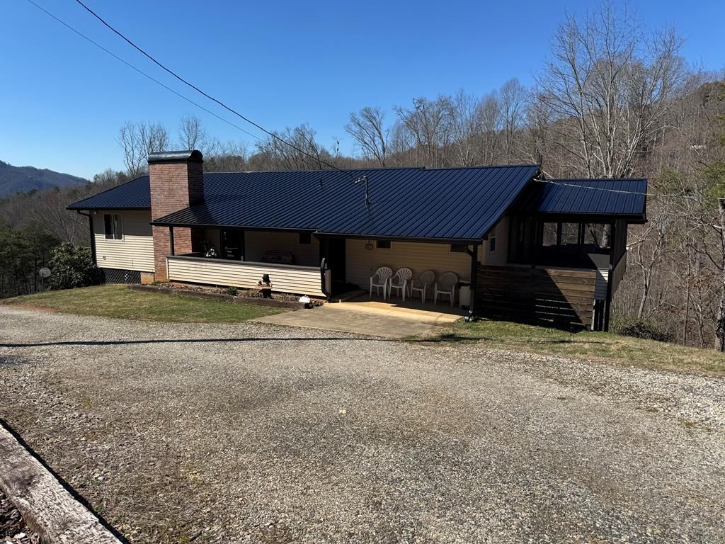Photo of 50 Lawson Shuler Rd, Bryson City, NC 28713 (MLS # 26045469)