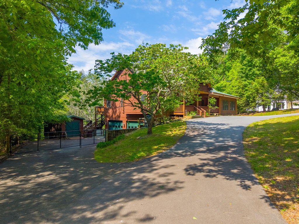 617 Barlow Fields Dr.