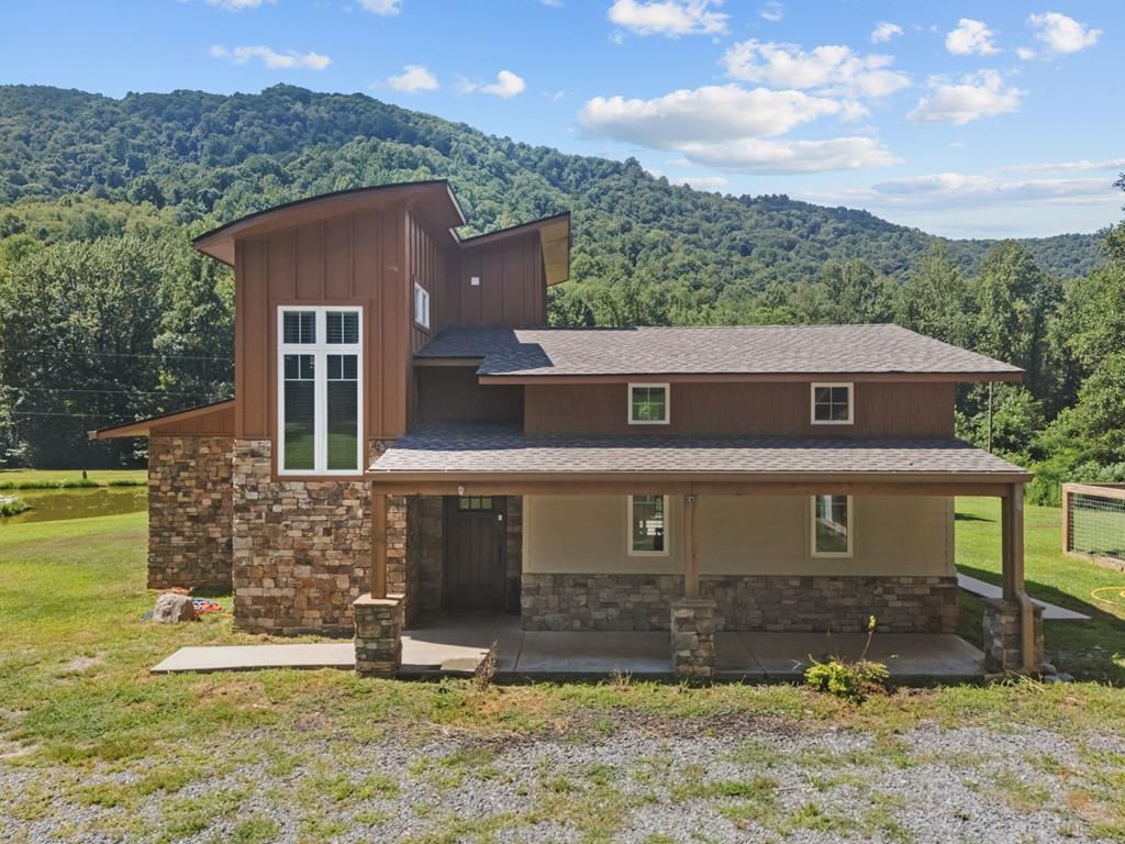 Photo of 4928 Yellow Creek Road, Robbinsville (Graham), NC 28771 (MLS # 26041761)