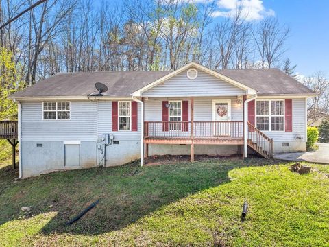 Photo of 11 Pleasant Hill Drive, Franklin, NC 28734 (MLS # 26046878)