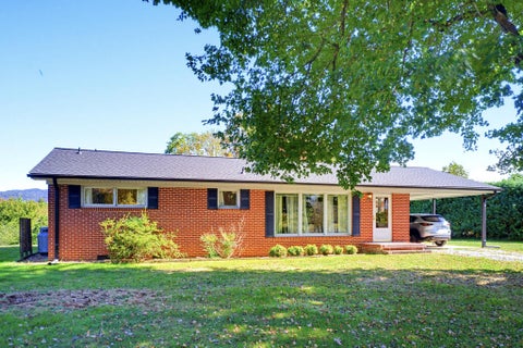 Photo of 184 Buchanan Loop, Sylva, NC 28779 (MLS # 26048740)