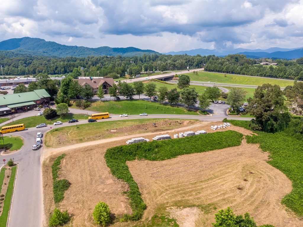 00 Sawmill Village Lane