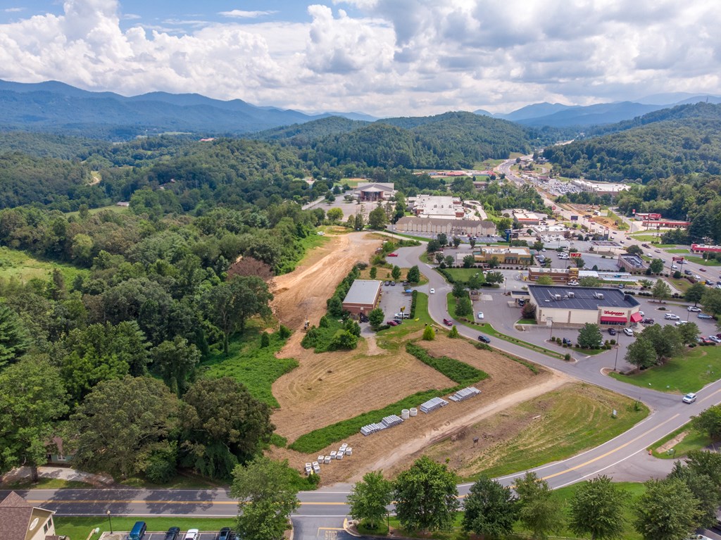 00 Sawmill Village Lane