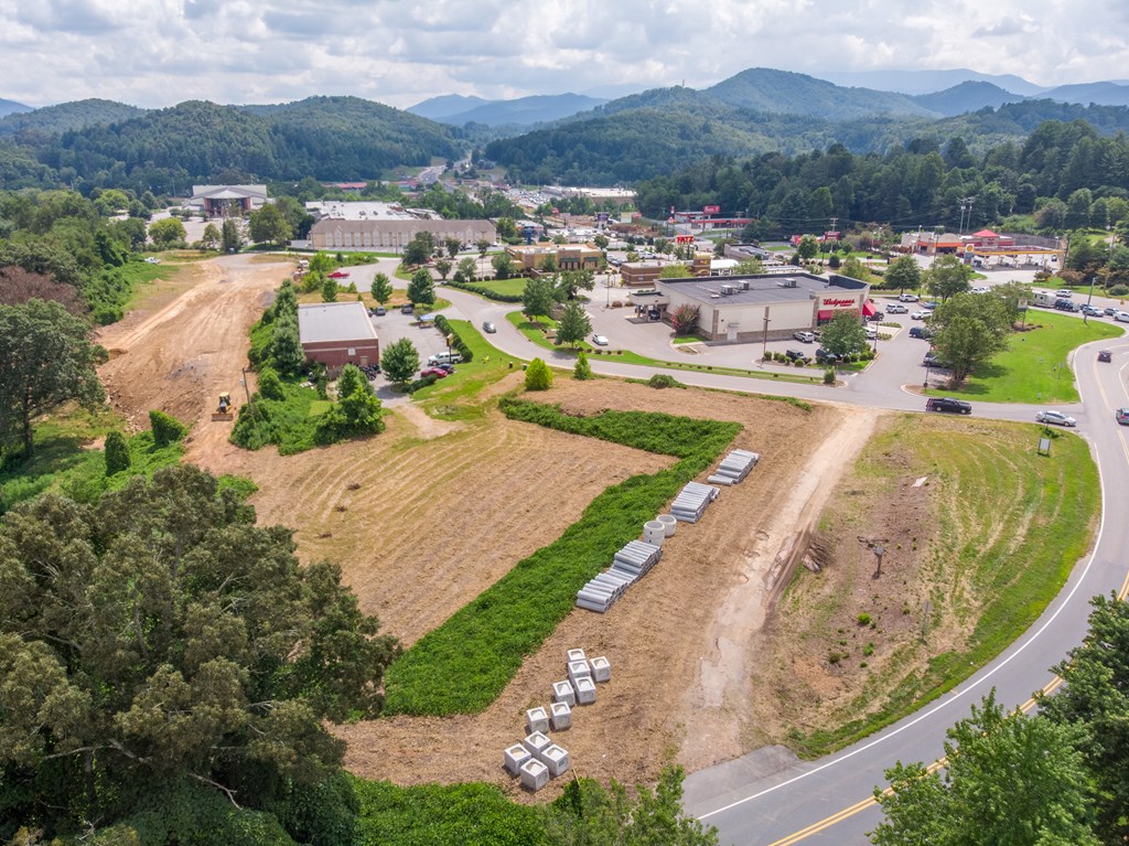 00 Sawmill Village Lane