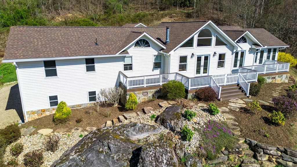 Photo of 770 Discovery Place, Sylva, NC 28779 (MLS # 26046561)