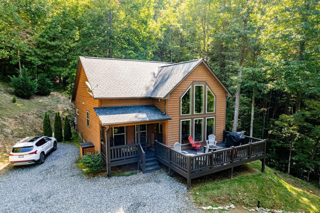 Photo of 88 Black Walnut Forest Road, Bryson City, NC 28713 (MLS # 26048854)