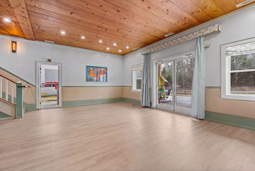 5120 Georgia Rd