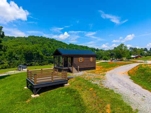 Photo of 216 Meadow Circle, Franklin, NC 28734 (MLS # 26047567)