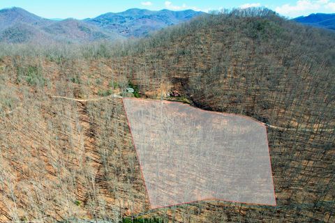 Photo of L 47/48 Skyland Dr, Franklin, NC 28734 (MLS # 26047070)