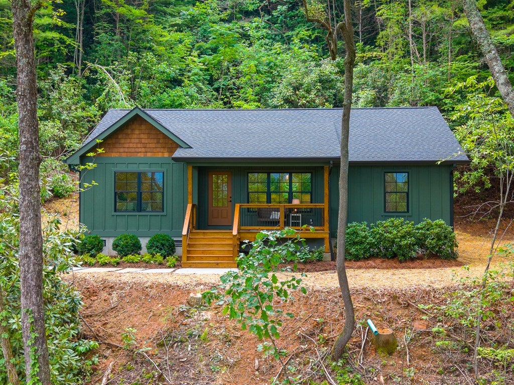 Photo of 264 Westridge Rd, Sylva, NC 28779 (MLS # 26047805)