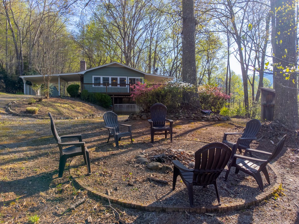 25 East Caesar Rd