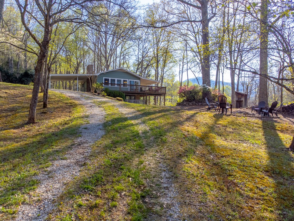 25 East Caesar Rd