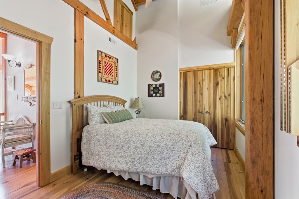 Scaly Mountain, North Carolina 28775, United States, 4 Bedrooms Bedrooms, ,4 BathroomsBathrooms,Residential,Active,228512