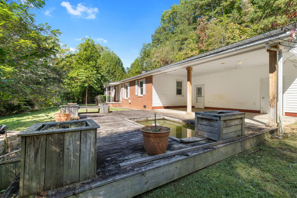 103 Early Deitz Rd