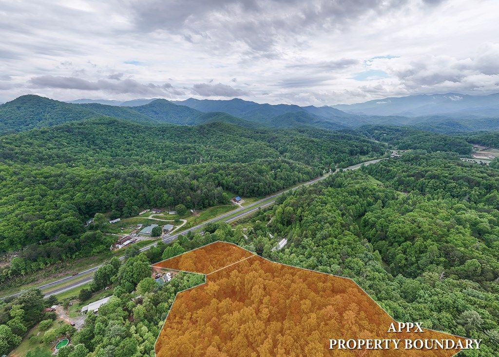 Photo of 65 Cunningham Road, Bryson City, NC 28713 (MLS # 26041009)