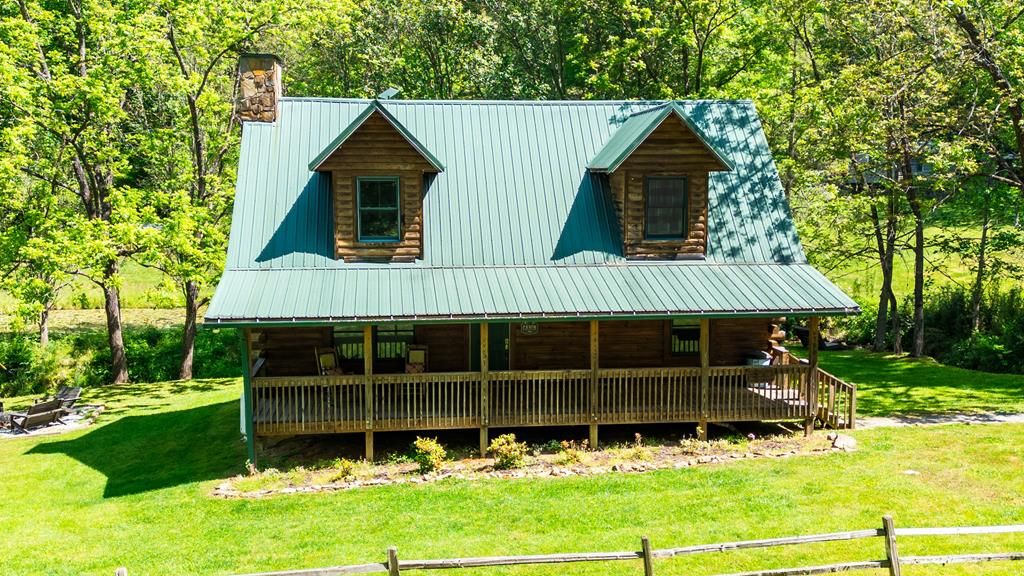 Photo of 239 Deer Ridge Rd, Bryson City, NC 28713 (MLS # 26047177)