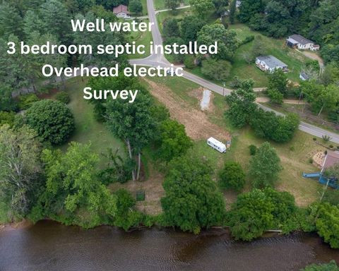 Photo of 851 Sugarfork Rd, Franklin, NC 28734 (MLS # 26046905)