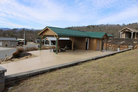 Photo of 289 Sunset View Trl, Franklin, NC 28734 (MLS # 26045319)