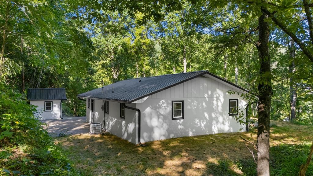 Photo of 164 Pigeon Lane, Sylva, NC 28779 (MLS # 26041968)