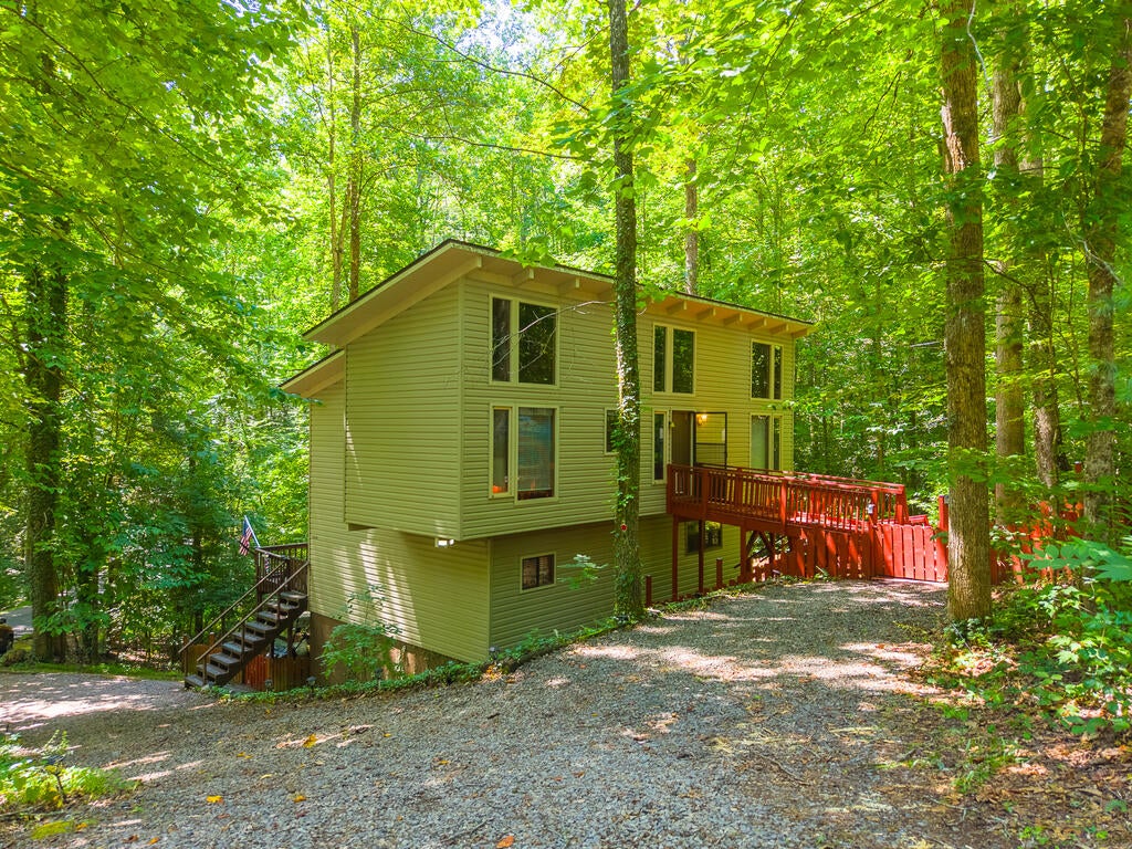 1410 Village Road