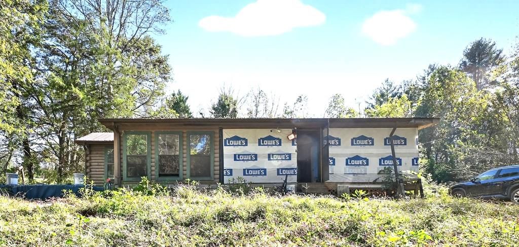 Photo of 72 Keetoowa Trail, Whittier, NC 28789 (MLS # 26042482)