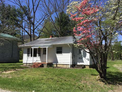 Photo of 141 Ashe Lane, Bryson City, NC 28713 (MLS # 26048185)