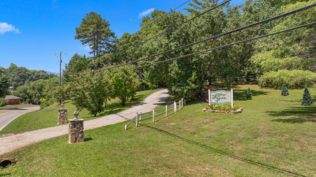 1689 Old Murphy Rd