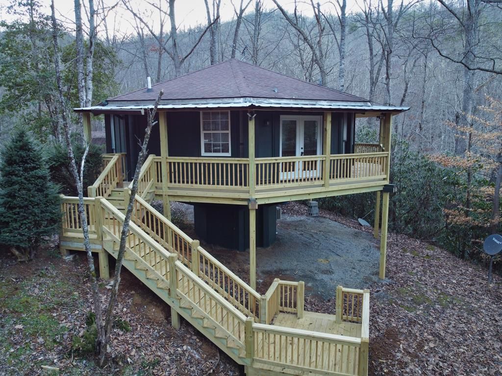 Photo of 477 Mountain Forest Estates, Sylva, NC 28779 (MLS # 26043037)