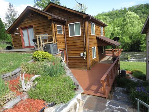 Photo of 5430 Ela Rd, Whittier, NC 28789 (MLS # 26047200)