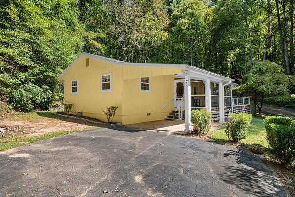 71 WATAUGA HEIGHTS RD, FRANKLIN, NC 28734 - Image 4e96a467ddf05ab13af0f0e06c362013/1996909807