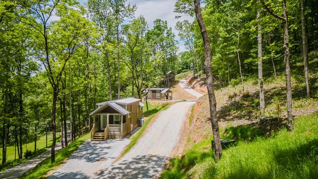 Photo of 15 Pinehurst Drive, Bryson City, NC 28713 (MLS # 26041293)