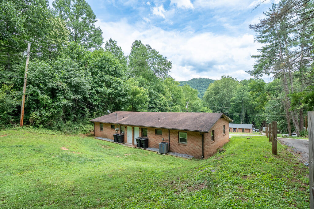 18 Searcy Mountain Road