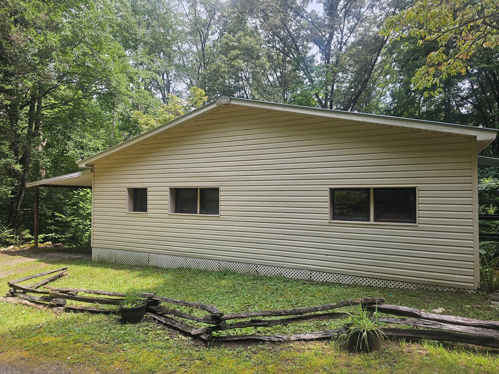 56 Finch Knob Rd