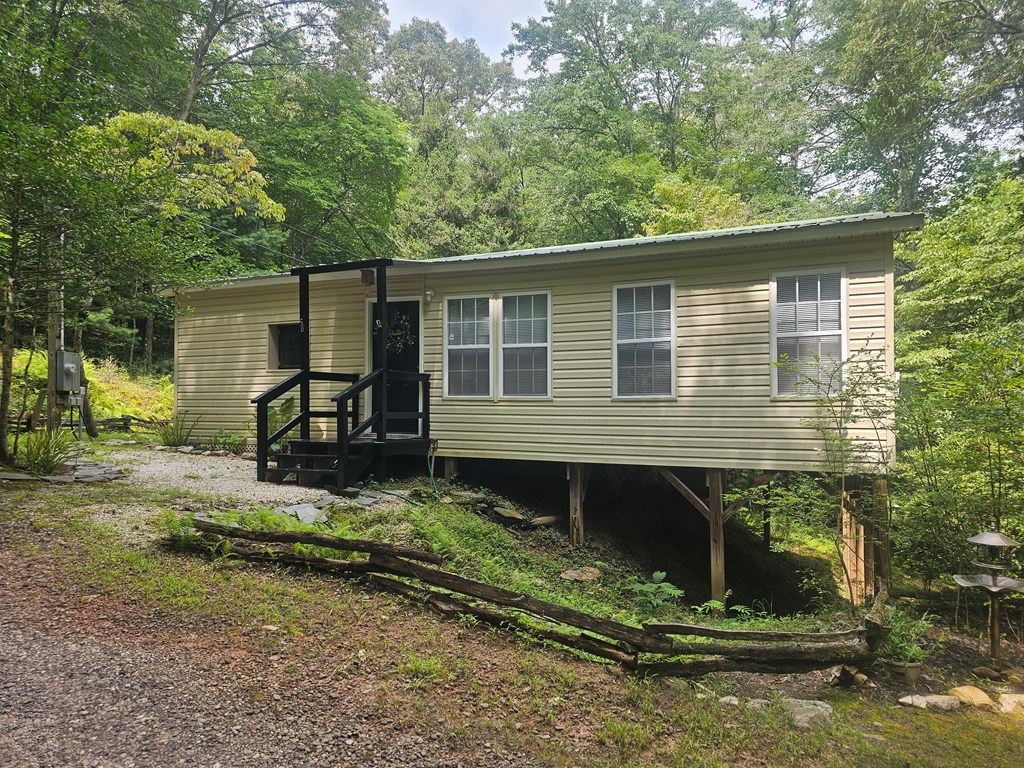 56 Finch Knob Rd