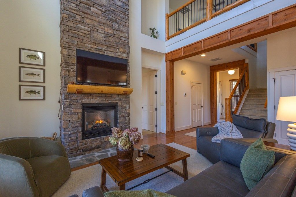 Photo of 100-3 Saddle Notch Ln, Tuckasegee, NC 28783 (MLS # 26042706)