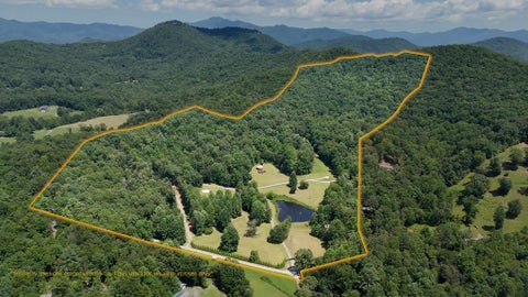 Photo of 910 Sawyer Cove Road, Hayesville, NC 28904 (MLS # 26048104)