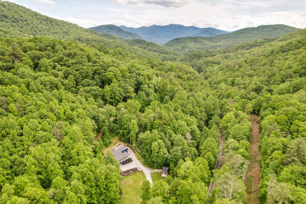 3325 Walnut Creek Road