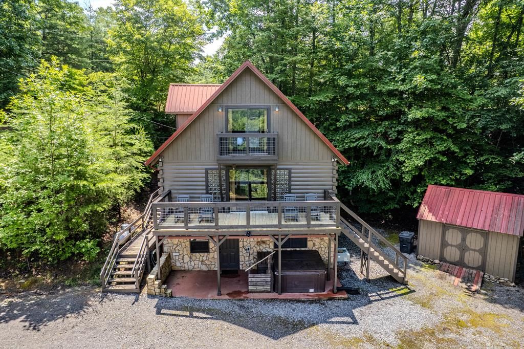 Photo of 412 Holley Mountain Top Rd, Whittier, NC 28789 (MLS # 26041202)