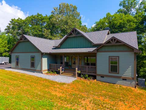 Photo of 25 West River Run Dr, Franklin, NC 28734 (MLS # 26047565)
