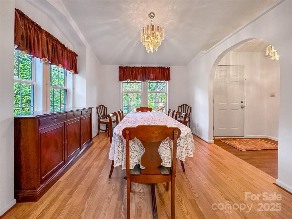 Whittier, North Carolina 28789, United States, 2 Bedrooms Bedrooms, ,2 BathroomsBathrooms,Residential,Active,197842