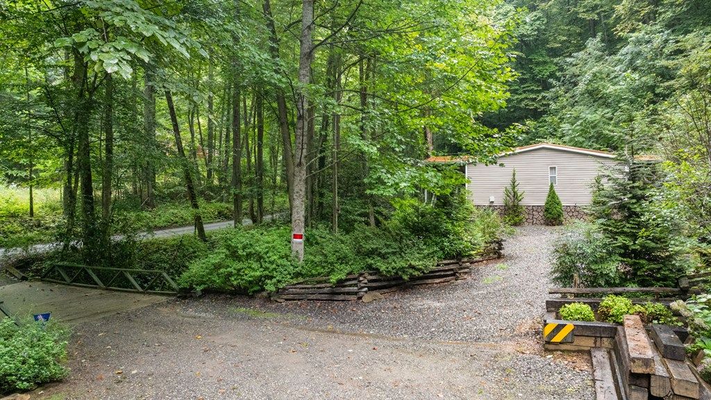 Photo of 11 Choice Place, Whittier, NC 28789 (MLS # 26041845)
