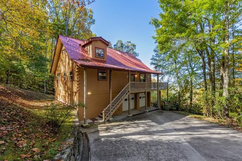 Photo of 251 Panther Mountain Rd, Highlands, NC 28741 (MLS # 26042671)