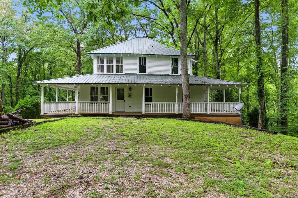 Photo of 200 Observation Point, Bryson City, NC 28713 (MLS # 26041890)
