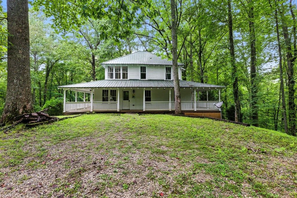 Photo of 200 Observation Point, Bryson City, NC 28713 (MLS # 26041890)