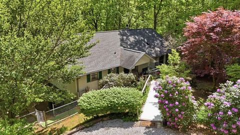 Photo of 584 Battle Branch Vistas Dr, Franklin, NC 28734 (MLS # 26047127)