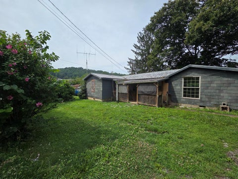 Photo of 172 Harris Cir, Sylva, NC 28779 (MLS # 26047673)
