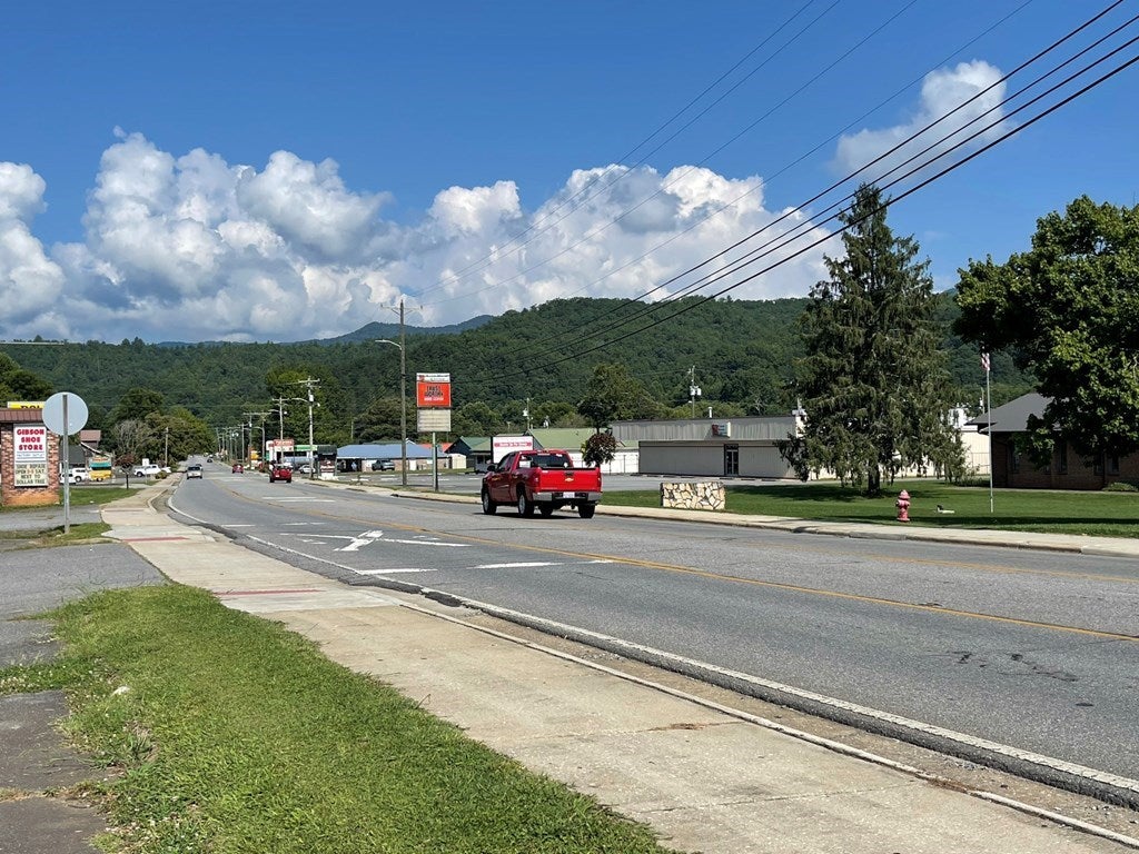 608 Main Street