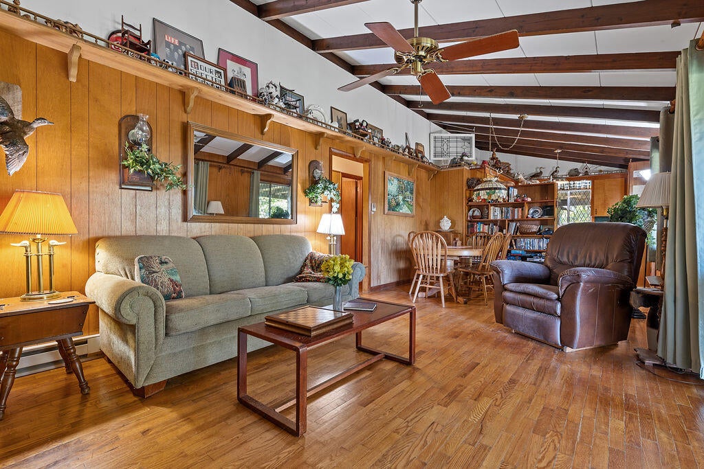 164 Pinecrest Ln