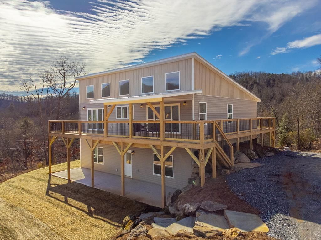 Photo of 1012 Sols Creek Church Road, Tuckasegee, NC 28783 (MLS # 26045483)