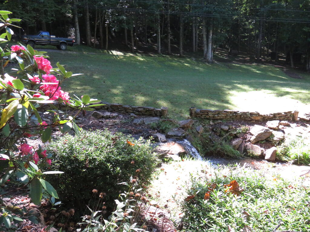 1364 Herron Branch